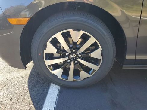 New 2026 Honda Odyssey EX-L image 17