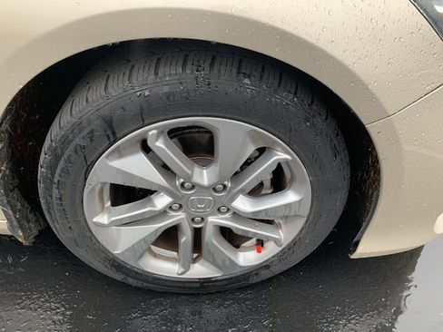 Used 2018 Honda Accord LX image 6