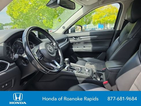 Used 2018 MAZDA CX-5 Touring w/ Preferred Equipment Package FWD image 9