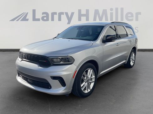 Used 2024 Dodge Durango GT RWD image 1