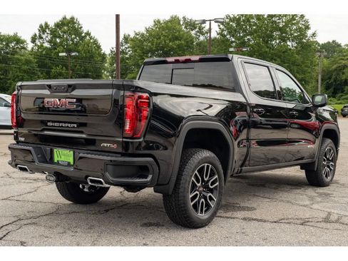 New 2026 GMC Sierra 1500 AT4 w/ AT4 Premium Package AWD/4WD image 8