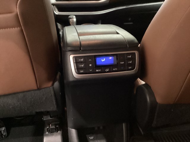 Used 2018 Toyota Highlander Limited Platinum AWD/4WD image 20
