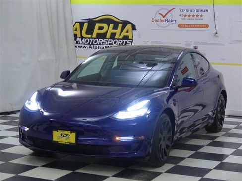 Used 2022 Tesla Model 3 Long Range image 4