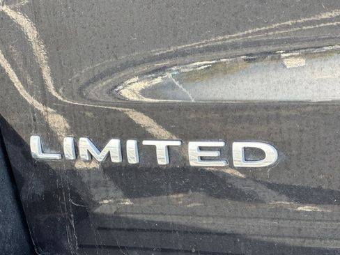 Used 2024 Ford Expedition Limited image 54