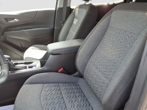 Used 2024 Chevrolet Equinox LT AWD/4WD image 11