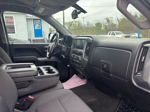 Used 2018 Chevrolet Silverado 1500 LT w/ All Star Edition AWD/4WD image 18