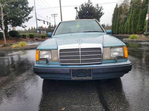 Used 1991 Mercedes-Benz 300 E 3.0 image 2
