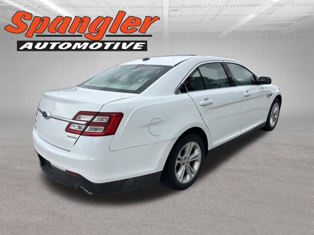Used 2018 Ford Taurus SE FWD image 6