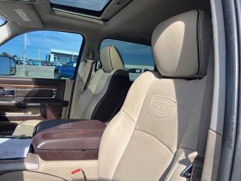 Used 2018 RAM 2500 Longhorn w/ Longhorn Southfork Package image 11