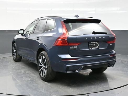 Used 2025 Volvo XC60 B5 Plus AWD/4WD image 5