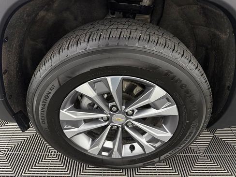 Used 2025 Chevrolet Equinox LT FWD image 11