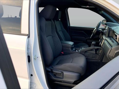 Used 2026 Toyota Tacoma SR RWD image 9
