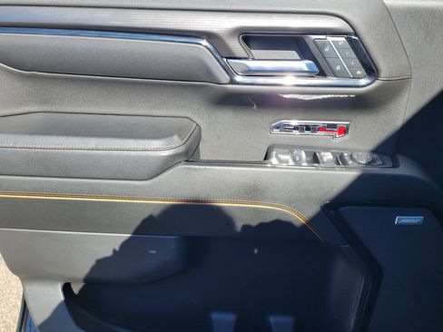 Used 2024 GMC Sierra 1500 AT4 w/ Technology Package image 21