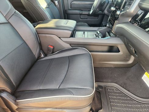 New 2026 RAM 2500 Limited image 10