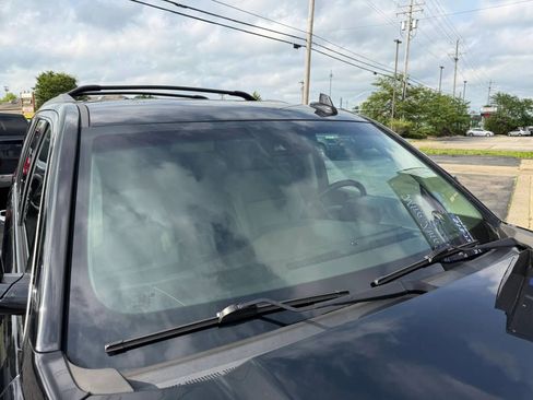 Used 2017 Chevrolet Suburban LT AWD/4WD image 60