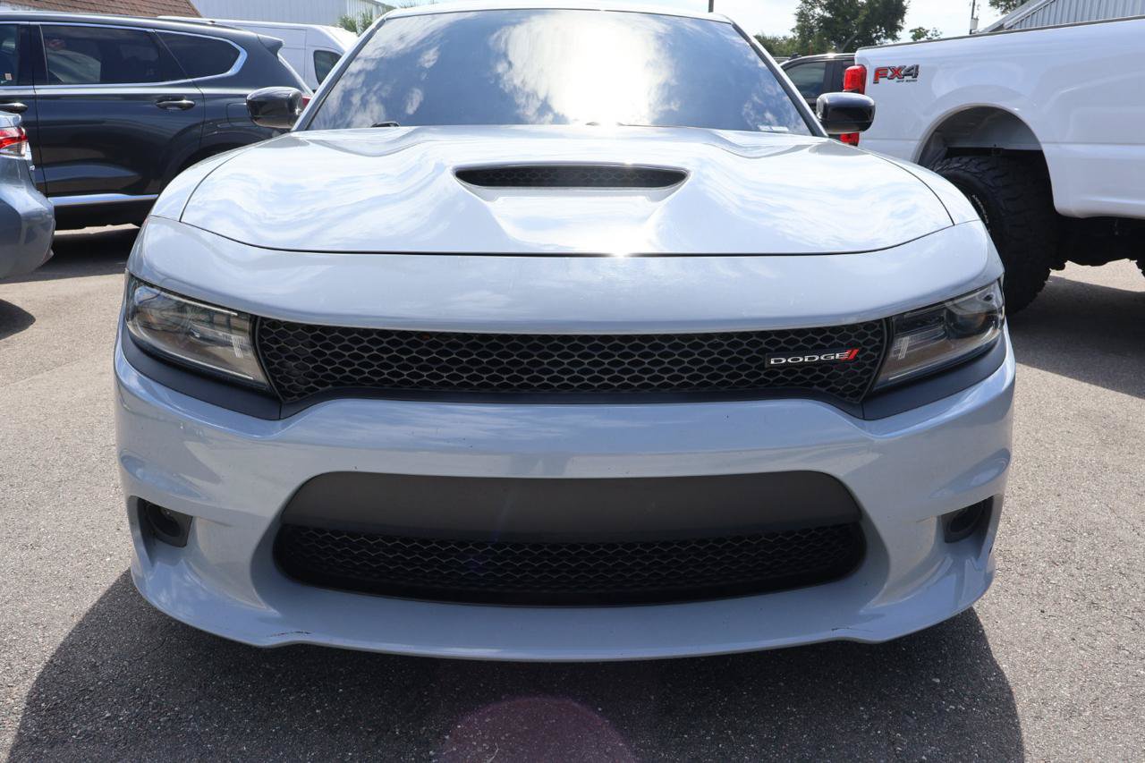 Used 2020 Dodge Charger R/T w/ Navigation & Travel Group RWD image 2