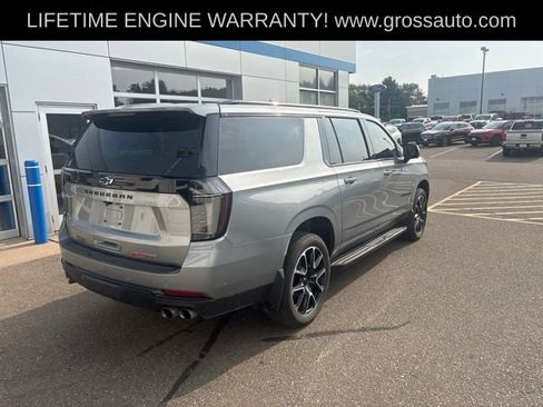 Used 2025 Chevrolet Suburban RST w/ Comfort Package AWD/4WD image 7