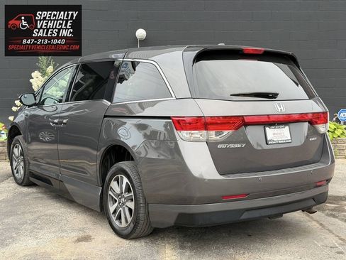 Used 2014 Honda Odyssey Touring Elite image 9