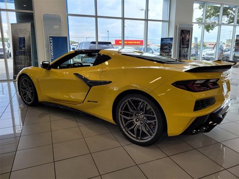New 2025 Chevrolet Corvette Z06 image 6