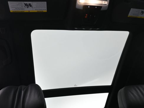 Used 2017 BMW X5 xDrive50i image 28