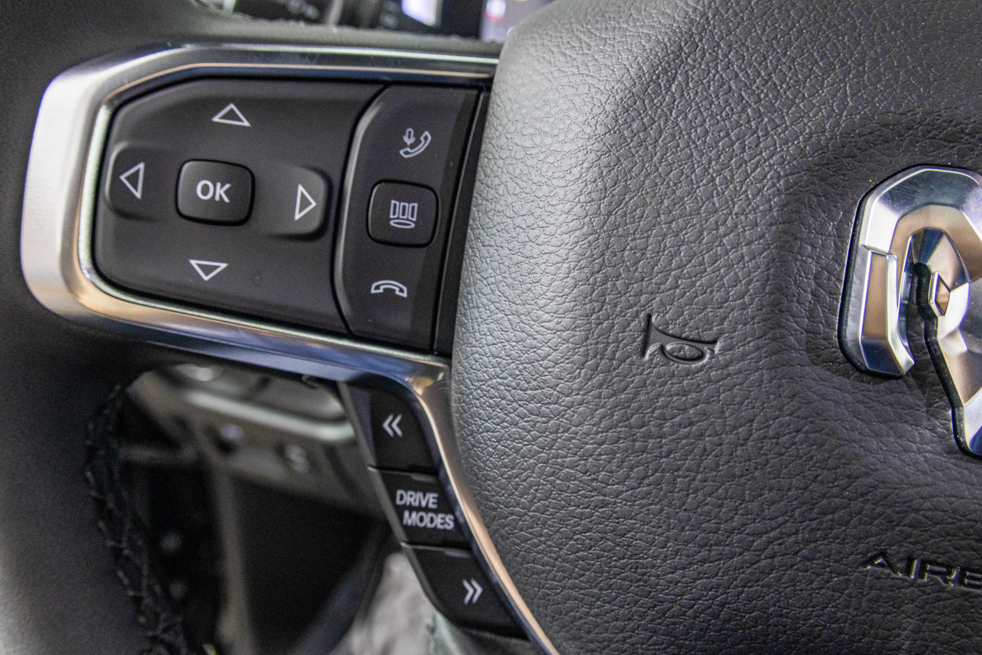 New 2027 RAM 1500 Laramie AWD/4WD image 34