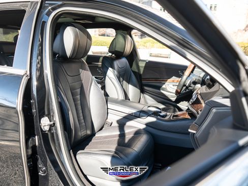 Used 2018 Mercedes-Benz S 560 4MATIC Sedan image 17