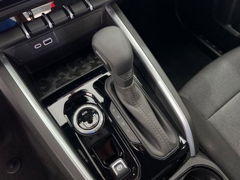 New 2026 Chevrolet Colorado W/T w/ WT Custom Package AWD/4WD image 14