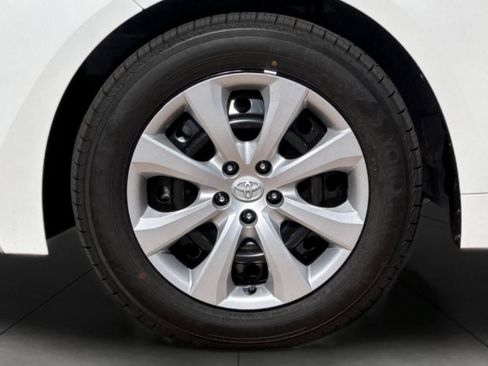 New 2026 Toyota Corolla LE FWD image 30