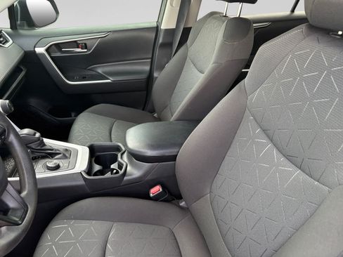Used 2021 Toyota RAV4 XLE w/ Convenience Package AWD/4WD image 9