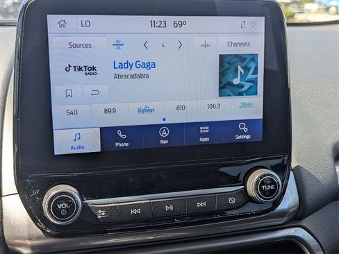 Used 2022 Ford EcoSport SE w/ SE Convenience Package image 16