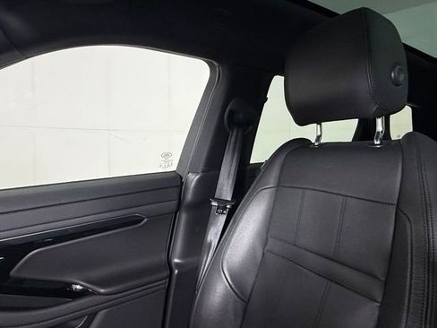 Used 2023 Land Rover Range Rover Evoque R-Dynamic S AWD/4WD image 15