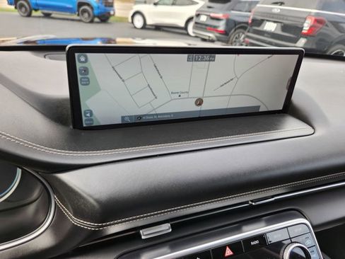 Used 2021 Genesis GV80 3.5T image 10