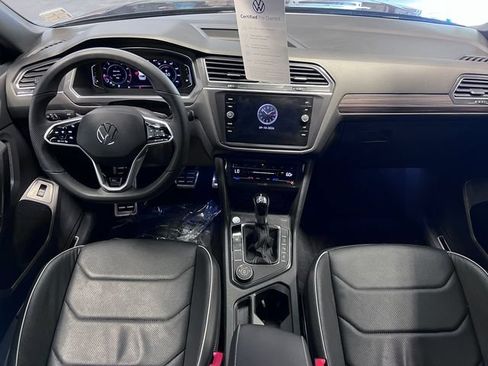 Certified 2022 Volkswagen Tiguan SEL R-Line AWD/4WD image 19