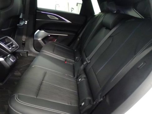 Certified 2024 Cadillac Lyriq Sport AWD/4WD image 4