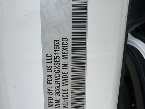 Used 2025 RAM ProMaster 2500 w/ Convenience Group FWD image 28