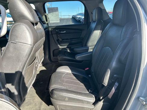 Used 2012 GMC Acadia Denali image 19