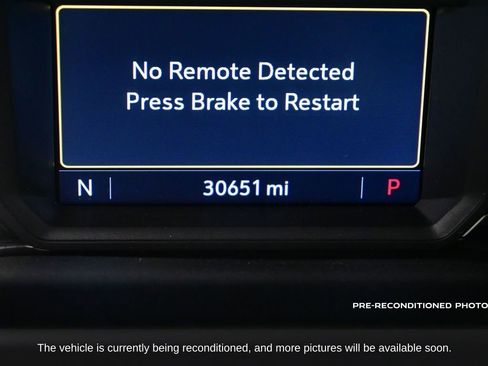 Used 2022 GMC Sierra 1500 SLT w/ SLT Premium Package image 7