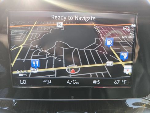 Used 2017 Mercedes-Benz GLC 300 image 38