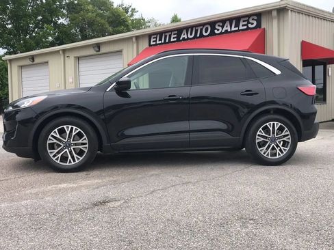 Used 2021 Ford Escape SEL w/ Technology Package FWD image 10
