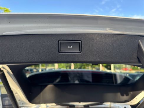 Certified 2026 Volkswagen Tiguan SE AWD/4WD image 41