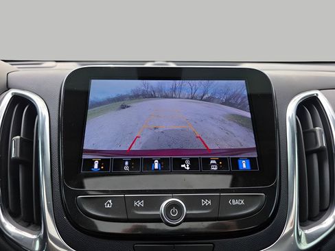 Used 2023 Chevrolet Equinox Premier image 27