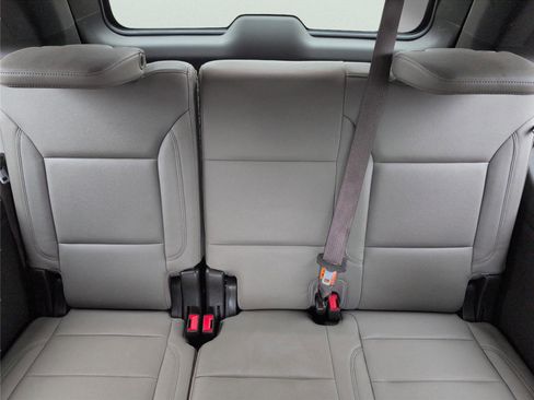 Used 2021 Chevrolet Tahoe LT w/ LT Signature Package image 27