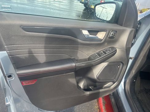 Used 2024 Ford Escape ST-Line Elite w/ Premium Technology Package AWD/4WD image 10