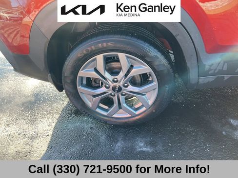 Certified 2024 Kia Seltos S image 23