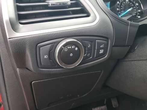 Used 2023 Ford Edge SEL w/ Convenience Package image 18