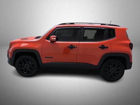 Used 2018 Jeep Renegade Altitude AWD/4WD image 8