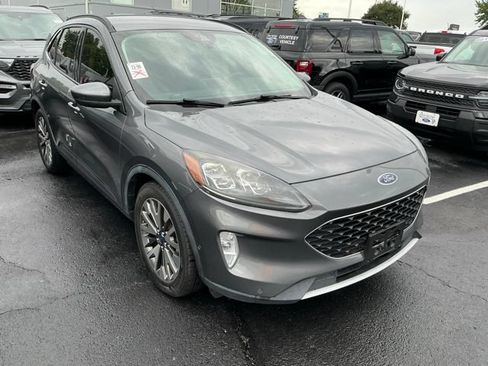 Used 2021 Ford Escape Titanium FWD image 5