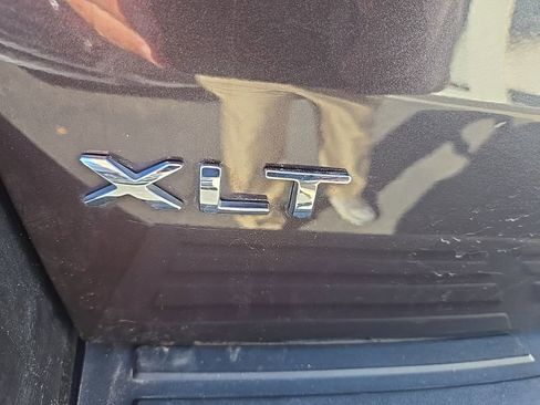 Used 2024 Ford Expedition XLT image 42