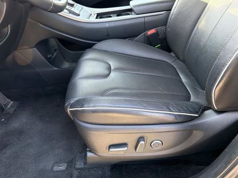 Used 2024 Hyundai Palisade SEL w/ Premium Package FWD image 17