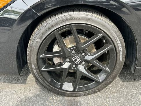 Used 2023 Honda Civic Sport image 8